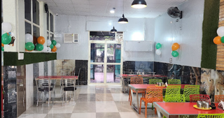 High-traffic restaurant along Delhi-Meerut highway, popular among college students and footfall of over 100 people/day.