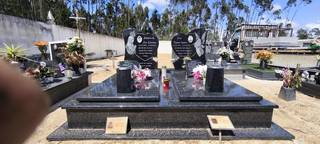 Portuguese brand specializing funeral monuments and granite memorial art with loyal clients and strong online.