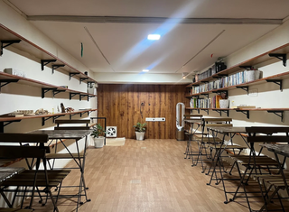 For Sale: Profitable vegetarian café brand in Sion, Mumbai, serving delicious meals all day.