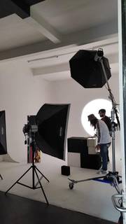 Media & advertising agency specializing in serving clients in the automotive industry seeks investment.