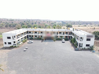 For rent: 20-room hotel with restaurant and banquet hall located on NH 50 highway.