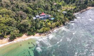 Connecting green investors to Panama's sustainable real estate, seeking investment for remodelling and reselling prime-properties.