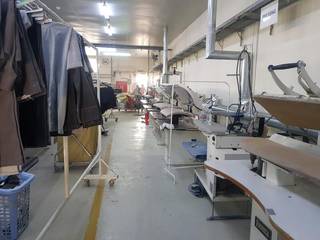 Non-operational laundry processing plant with valid licenses & registration located in the Doha industrial area.