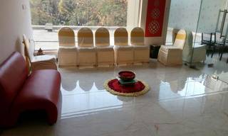 Fine dining multi cuisine restaurant situated in a prime location of Mumbai seeking investment.