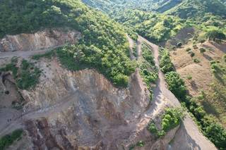 For sale: Non-operational limestone and iron oxide (hematite) mining property in Guatemala with significant potential.