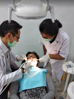 Indonesian dental care brand with clinics in Bali seeking account capital for business development.