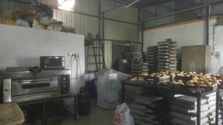 Wholesale bakery business for sale with untapped production capacity and scalable franchise potential.