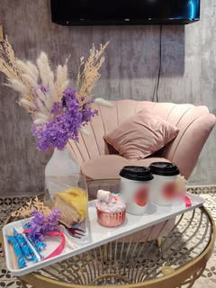 Partial stake sale in a Dubai café focusing on Argentine flavors and supporting single mothers.
