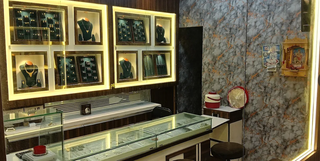 Established jewelry store in Ahmedabad selling gold and silver jewelry through own store, seeks funding.
