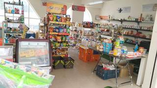 Groceries business with online customers of 10,000+ and retail customers of 4,000+ seeking investment.
