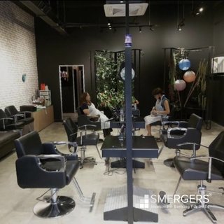 For Sale: Salon with 1,000 clients offers all kinds of hair, beauty and waxing services.