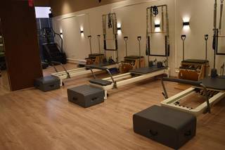 Premium wellness centre for Pilates, yoga, aerials, diet and mindfulness services.