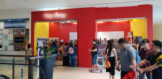 Toy retailer with daily sales of 10k orders engaging in B2C transactions seeks loan.