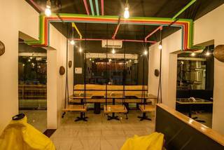 Cafe serving fast food and beverages with a seating capacity of over 42 pax.