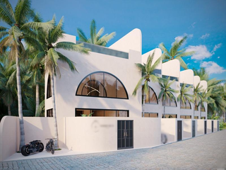 Pre-revenue luxury six-villa development in Uluwatu offering turnkey residences and attractive rental investment opportunities.