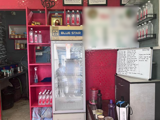Cafes for sale with established franchise, attracting 300 daily customers and offering popular beverages.