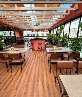 Craft beer restaurant in Pune with strong early traction planning to establish its own brewery.