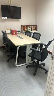 Hong Kong online custom-furniture brand with artwork division and 15-year five-star reputation seeking a buyer.