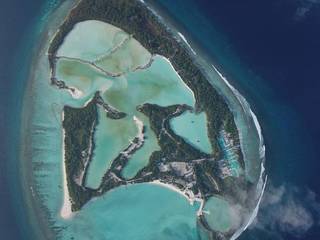Private island ideal for building a luxury resort in Maldives, for sale.