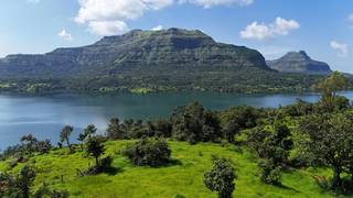 Ultra-luxury resort spanning over 12.5 acres near Lonavala, overlooking Lake Mulshi, is seeking investment partners.
