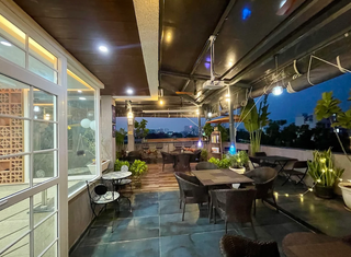 For Sale: Restaurant in Kukatpally serving Continental and South Indian cuisine.